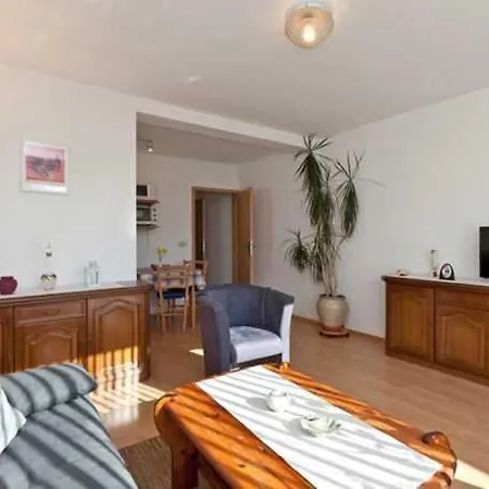 Ferienwohnung Im Hof Objekt Id 12111-0 Waren  Exterior photo